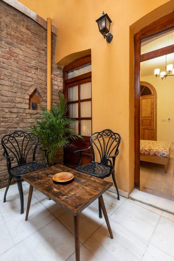 9 Pera Lägenhet Istanbul Exteriör bild
